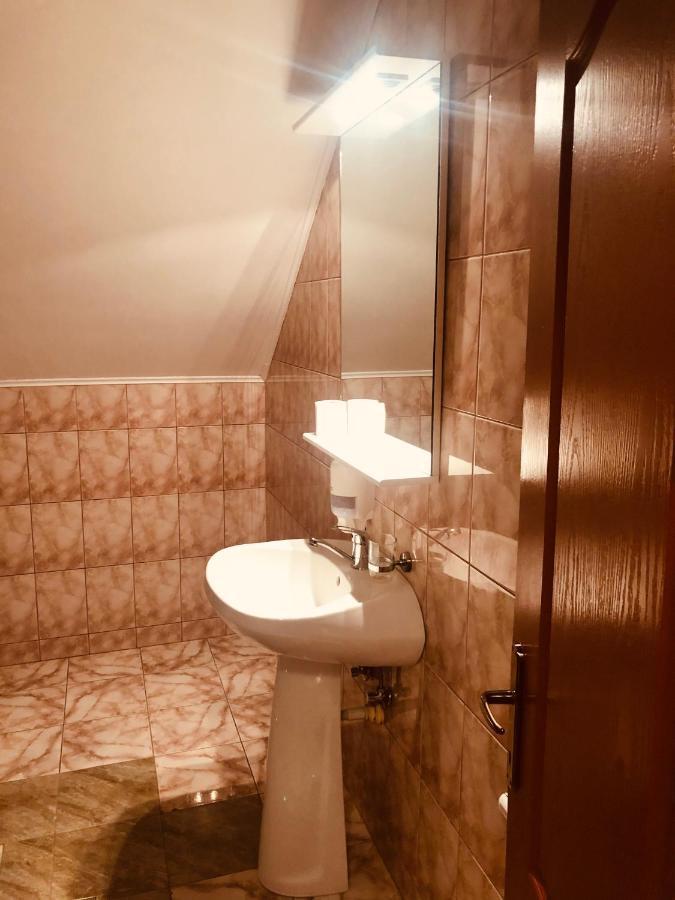 Hotel Poenita Сигишоара Экстерьер фото